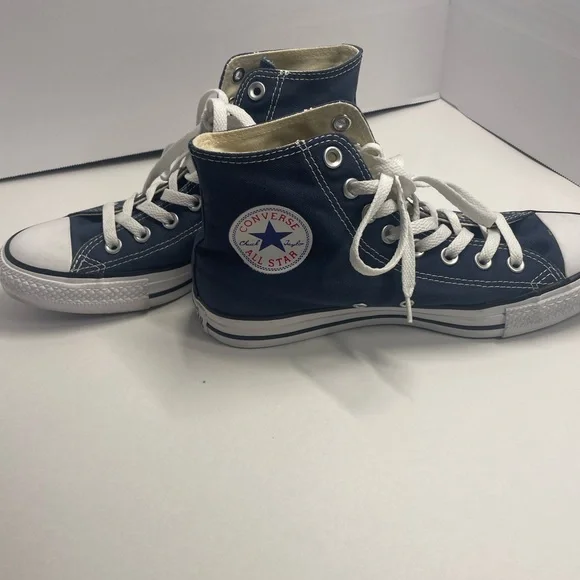 Converse Navy Blue Canvas High-Tops size 9 - price is firm - Picture 4 of 8